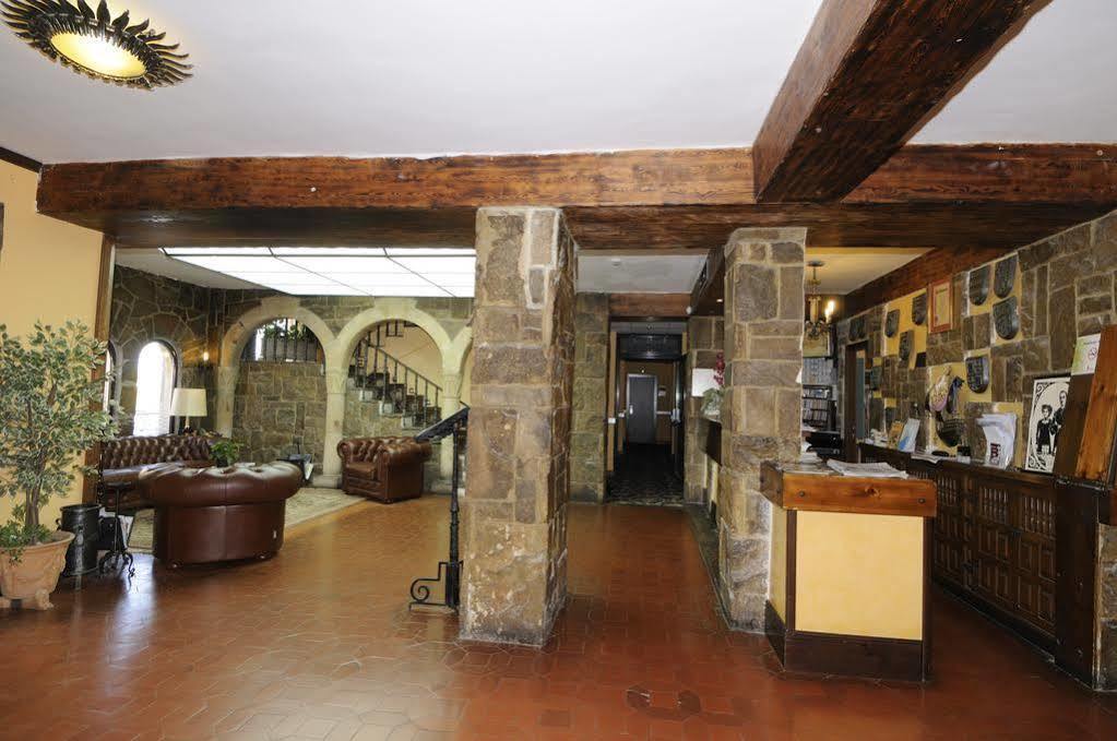 Hotel Leonor Miron Soria Exterior photo